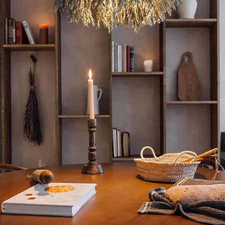 Apartment Pedrera - 2 Bedrooms In Eixample Esquerra