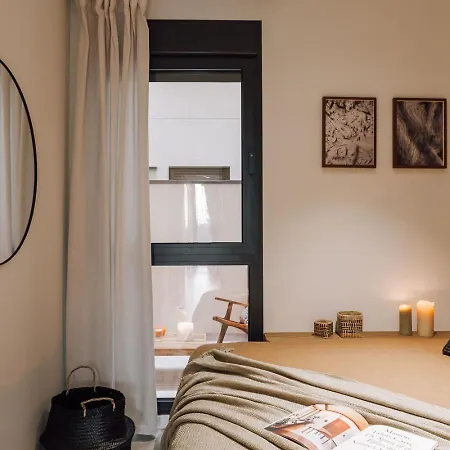 Pedrera - 2 Bedrooms In Eixample Esquerra شقة *